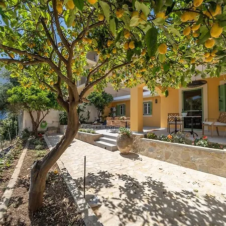 Eleni's With Stunning Sea View Agia Efimia